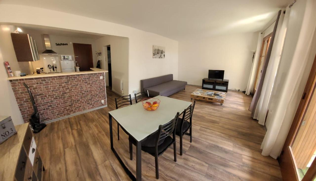 Au Calme, 200M Du Centre T2 Avec Balcon Et Parking Lägenhet Cassis Exteriör bild