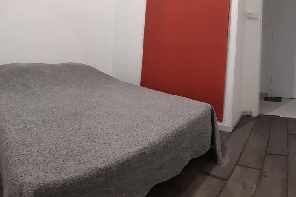 Au Calme, 200M Du Centre T2 Avec Balcon Et Parking Lägenhet Cassis Exteriör bild