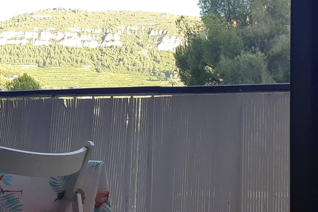 Au Calme, 200M Du Centre T2 Avec Balcon Et Parking Lägenhet Cassis Exteriör bild